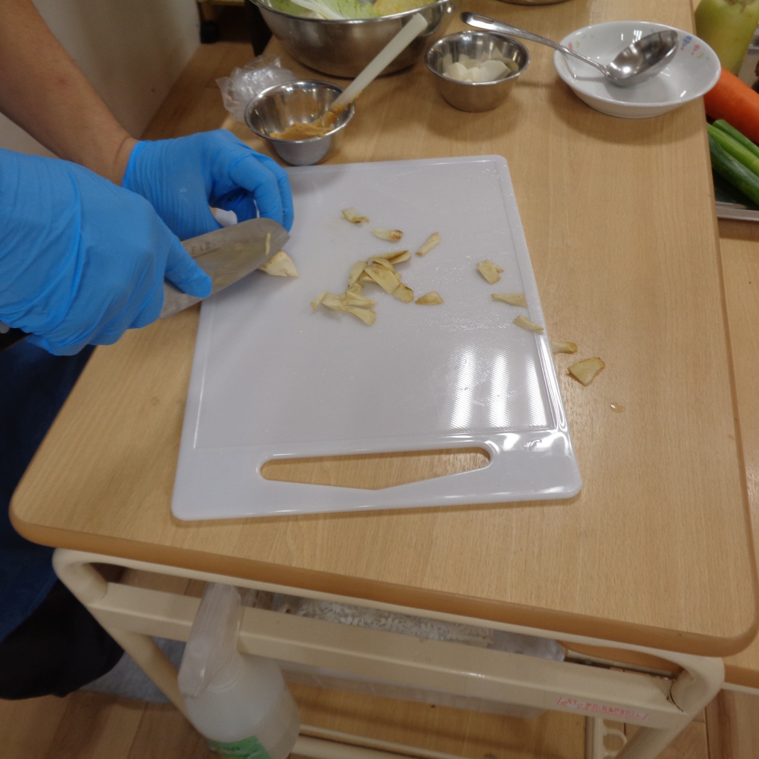 ♪　10回　ごしごし♪　「あっ　白くなってるよ」